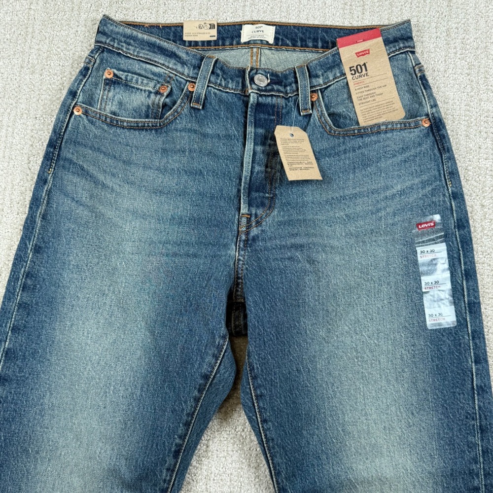NEW Levi's 501 Womens 30x30 Curve Rhinestone Studded High Rise Straight Jeans